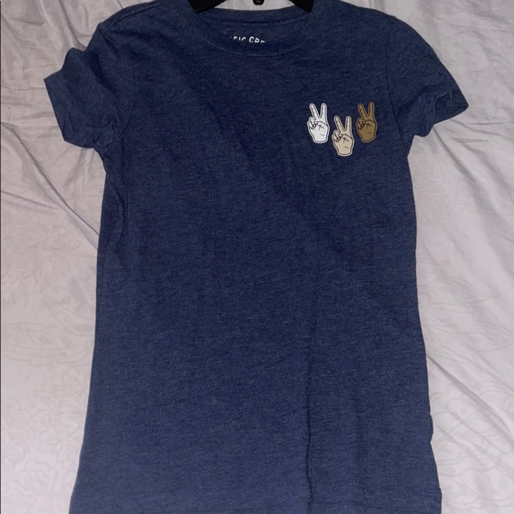 peace signs equality tee